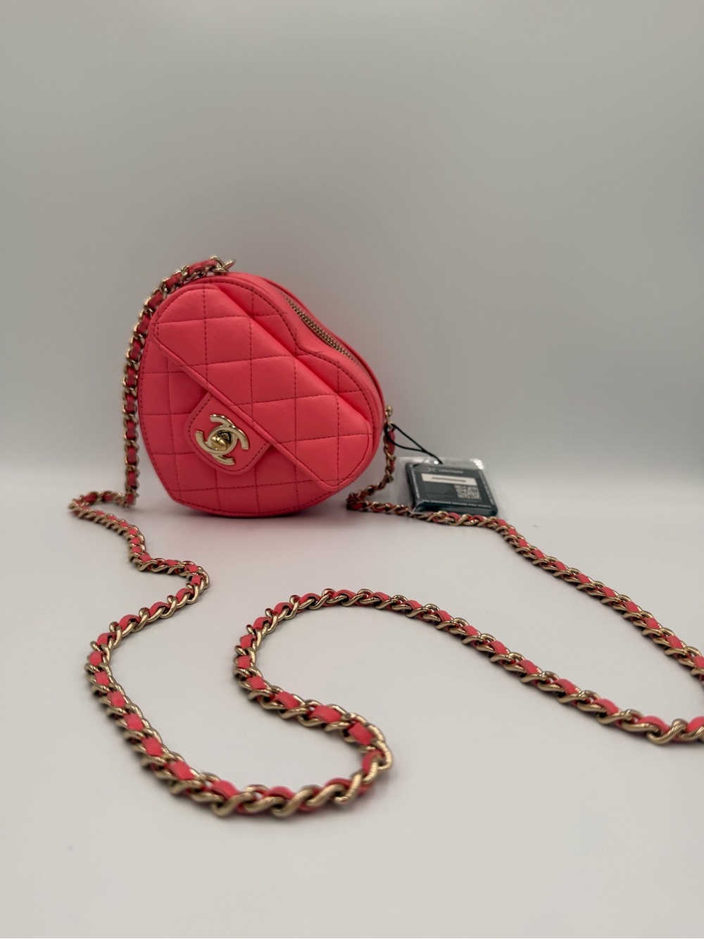 Chanel CC In Love Heart Bag Small Coral Pink Lambskin 22S - Picture 7 of 13